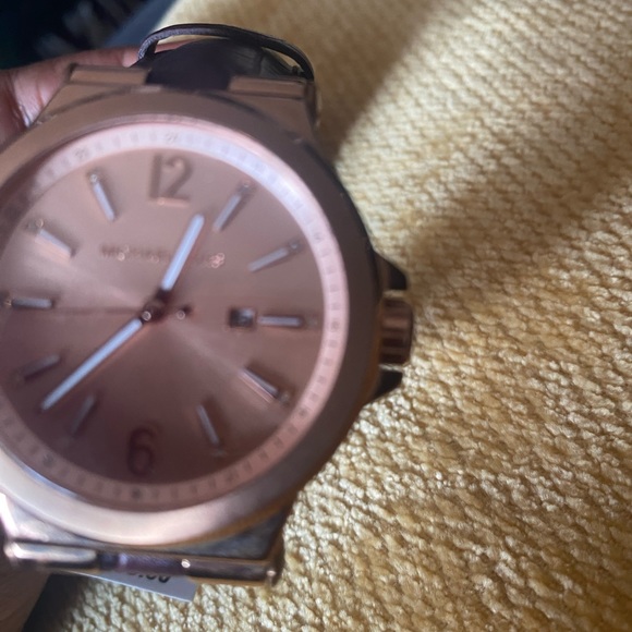 Michael Kors MK2602 Dylan Rose Gold Dial Burgundy Leather Strap Women's Watch - Picture 8 of 8